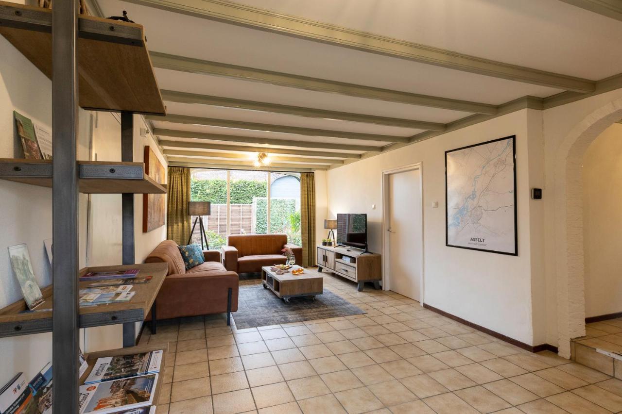 Villa Eindeloos Asselt Swalmen Esterno foto